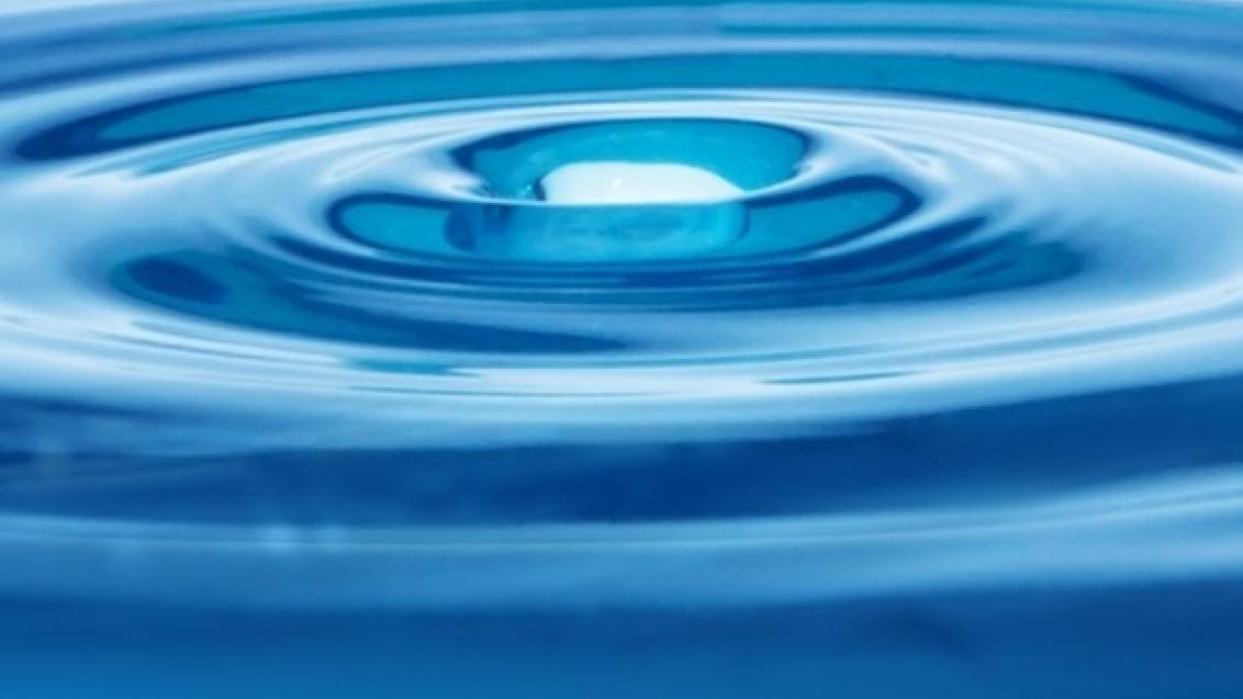 Water drop cropped