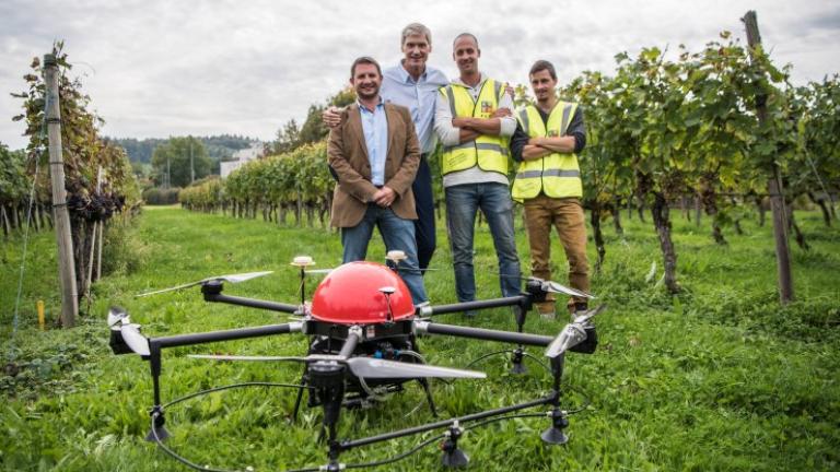 Syngenta CEO und Agrofly Team