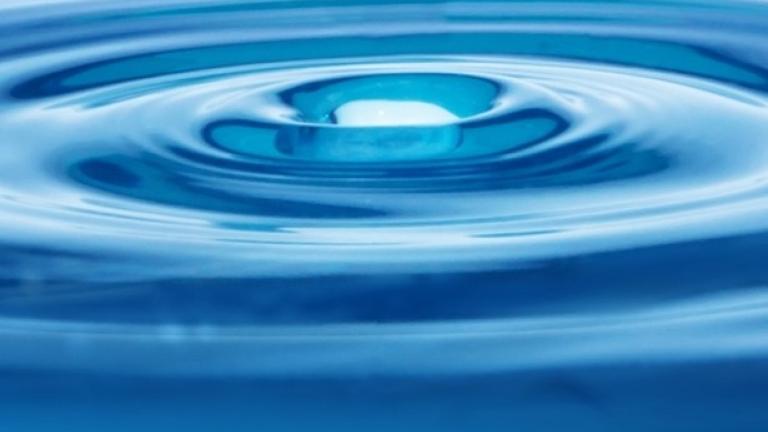 Water drop cropped